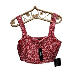 Lulu's red with white floral pattern cropped top NWT size L